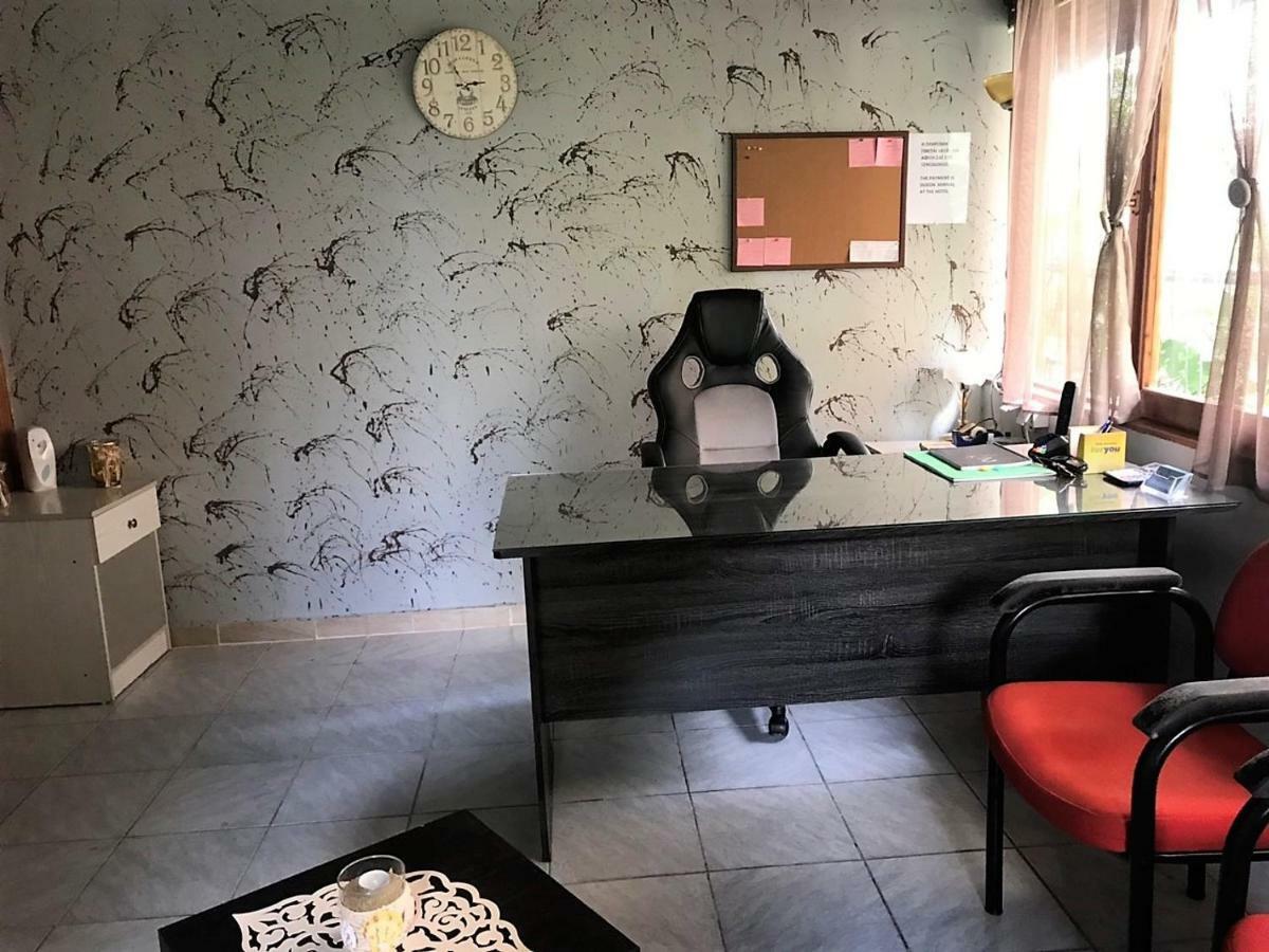 Blue Garden Rooms Paralia Katerinis Bagian luar foto